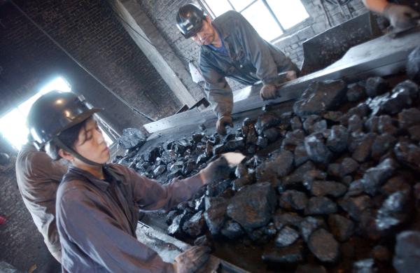 中国煤炭消耗骤然减少，能源结构迎来根本性变革